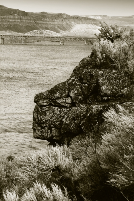 Lion's Head, a found rock formation near Vantage in Eastern Washington, with Columbia River in background